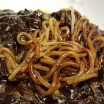 香港飯店0410 - 麺の様子など。