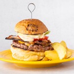 Snoop Burger - ベーコンチーズバーガー