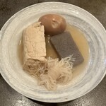 花くじら - 玉子、豆腐、こんにゃく、糸こん