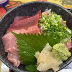 海鮮丼・まぐろ丼 石橋坂 - 