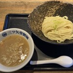 三ツ矢堂製麺 - 豚骨魚介つけめん（並）