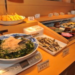 Maruha Shokudou - 定食にはブッフェが付いています。