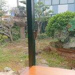 cafe 蕾 - 座席から見えるお庭