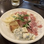 ビストロ グルナッシュ - 生ハム＆チーズ。