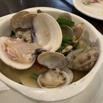 ビストロ グルナッシュ - アサリ。