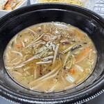 晴来軒 - 熱々スープと具材