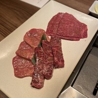 焼肉うしごろ 新宿三丁目店 - 