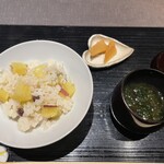 菜花むら - 小豆と薩摩芋のごはん・味噌汁
