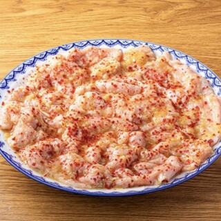 一度食べたら忘れられない！？独特な食感の名物「塩ミノ」も◎