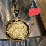 富士見うどん - 2024/10/31
      温かけ2玉 410円
      ✳︎290円+120円
