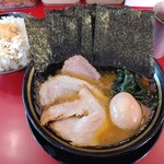 家系ラーメン王道 神道家 - 