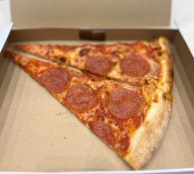 非売品大満腹!!濃厚!13アーティスト収録MINAHO PIZZA 2022 非売品大満腹!!濃厚!13アーティスト収録MINAHO PIZZA 2022