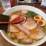 手打中華 特札堂 - たまらんね