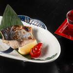 おいしい酒と料理 なかよし - サワラの西京焼