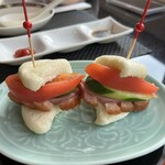 中国料理 芙蓉城 - 鴨肉のチャイニーズバーガー