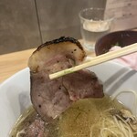 らーめんMAIKAGURA - 肩ロース　程よく香ばしい