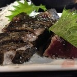 明神丸 ひろめ市場店 - 藁焼き鰹のタタキ塩の大❗️
                                勿論ノンアルビ〜(・Д・)ノ◻︎パイ
                                うんま〜❗️