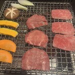 厳選黒毛和牛と極上焼肉の店 Yakiushi 秋葉原 - 