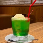 HAMBURG&STEAK AMACRO - 皆大好きクリームソーダ