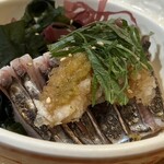 焼きもの家 慶 - さわらの炙りポン酢、ケラチン焦げた系の匂い