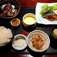 土佐料理 祢保希 丸の内店 - カツオたたき➕焼き魚定食