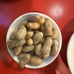 ラーメン　赤組 - ツマミに茹でピー