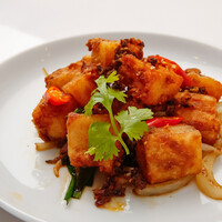 干し海老入り大根餅のXO醤炒め