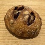 チクテベーカリー - 豆パン