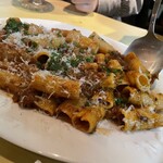 大衆イタリアン MATILDA GINZA - ボロネーゼゴロゴロのパスタ1,680円