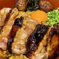 名古屋コーチン 鳥しげ - ジューシーな炙り名古屋コーチン丼