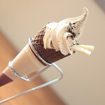 やちカフェ - プレミアム珈琲ソフト。