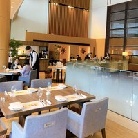 ポム・ダダン - 