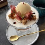 ノイロ. セカンド ダイニング - 