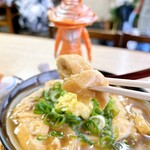 殿田 - たぬきうどんなのに、きつね揚げ
