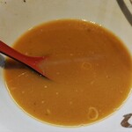 ラーメン 野良裏家 - 塩分過多を気にして完飲せず…。