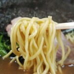 武蔵家 - 麺リフト