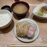 とんかつ成蔵 - 