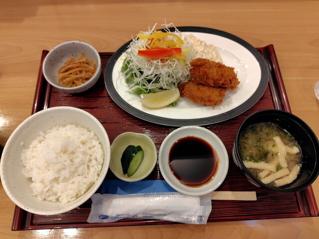 どっとや jiji（ジジ） - 杜せきのした（食堂）の写真