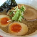 麺や しし丸。 - 味玉らーめん