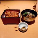 269851125 - ミニ国産うな重と肝吸い