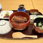 ひつまぶし名古屋備長 - 特上ひつまぶし（飯半）