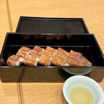 ひつまぶし名古屋備長 - 白焼