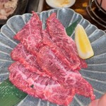 炭火焼肉 ホルモン にく式 - ミスジ
