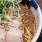 節骨麺たいぞう - こってりスープ