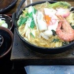 めん房にし富 - 味噌煮込みうどん