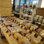アヴァンソン - 焼き菓子も豊富