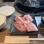 ジンギスカン羊羊亭 - 