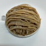 ラトリエヒロワキサカ - 利平栗のモンブラン ８５０円。