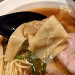 麺笑 巧真 - ワンタン