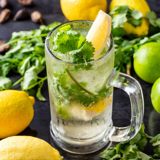 サントリー「神泡」など充実した飲み放題メニュー